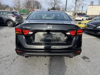 2020 Nissan Altima 2.5 SR