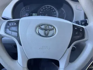 2014 Toyota Sienna LE 8-Passenger