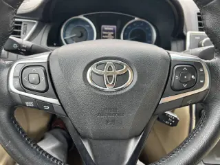 2015 Toyota Camry Hybrid XLE