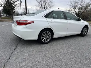 2015 Toyota Camry Hybrid XLE