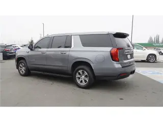 2022 GMC Yukon XL SLE