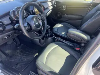 2015 MINI Hardtop 4 Door Cooper