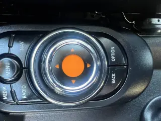 2015 MINI Hardtop 4 Door Cooper