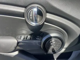 2015 MINI Hardtop 4 Door Cooper