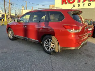 2014 Nissan Pathfinder SL