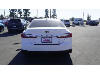 2025 Toyota Camry SE Sedan 4D