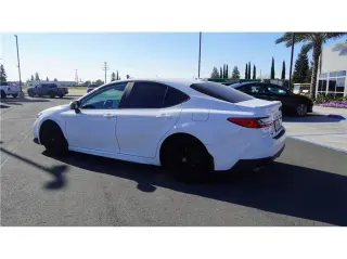 2025 Toyota Camry SE Sedan 4D