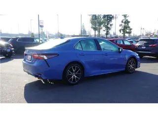 2023 Toyota Camry SE Sedan 4D
