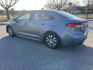 2022 Toyota Corolla Hybrid LE