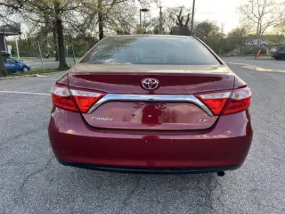 2016 Toyota Camry LE