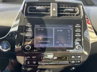 2021 Toyota Prius LE