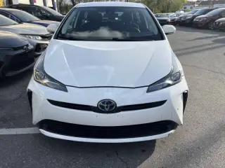 2021 Toyota Prius LE