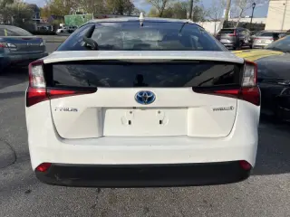 2021 Toyota Prius LE