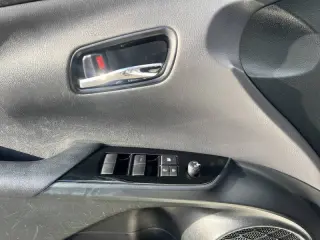 2021 Toyota Prius LE