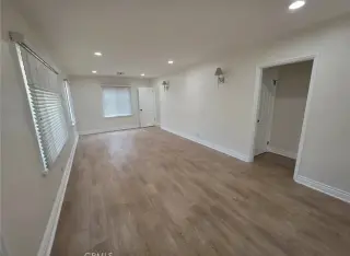 3 habitaciones, 2 baños, North