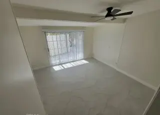 3 habitaciones, 2 baños, North