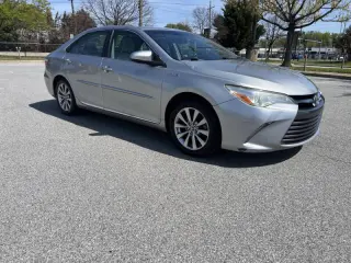 2017 Toyota Camry Hybrid XLE