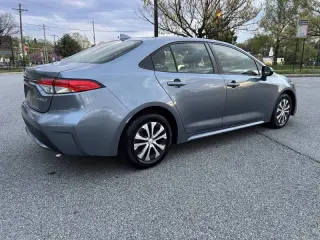 2022 Toyota Corolla Hybrid LE