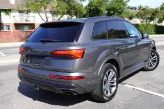 2025 Audi Q7 quattro Premium Plus 45 TFSI