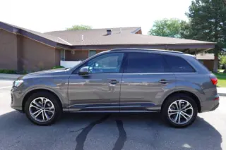 2025 Audi Q7 quattro Premium Plus 45 TFSI