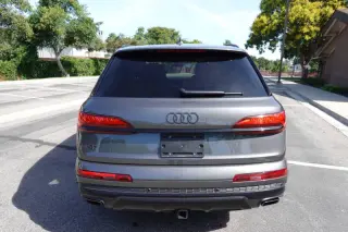 2025 Audi Q7 quattro Premium Plus 45 TFSI