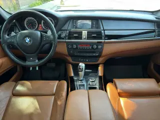 2012 BMW X6 M