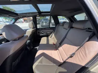 2005 BMW X5 4.4i