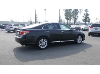 2011 Lexus  ES 350 Sedan 4D