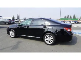 2011 Lexus  ES 350 Sedan 4D