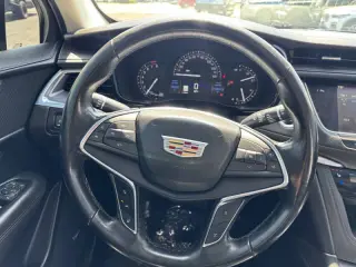 2018 Cadillac XT5 Premium Luxury