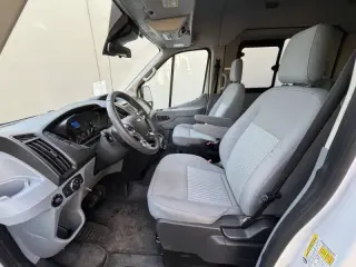 2019 Ford Transit 150 XLT