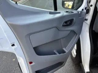2019 Ford Transit 150 XLT