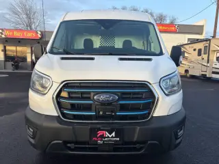 2022 Ford E-Transit 350