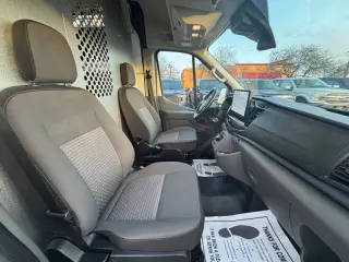 2022 Ford E-Transit 350