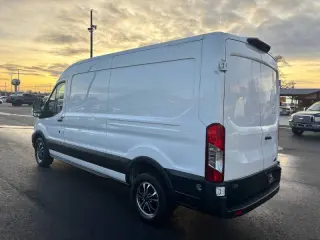 2022 Ford E-Transit 350