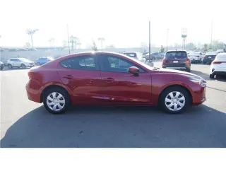 2018  Mazda3 4-Door Sport