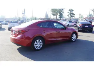 2018  Mazda3 4-Door Sport