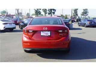 2018  Mazda3 4-Door Sport