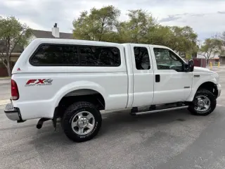 2005 Ford F-250 Super Duty Lariat