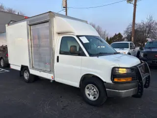 2017 GMC Savana 3500