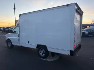 2017 GMC Savana 3500