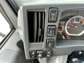 2020 Isuzu NRR