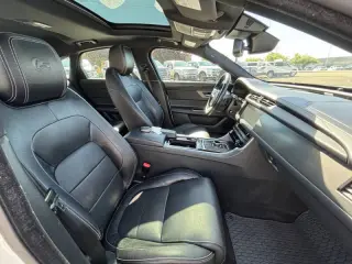 2017 Jaguar XF S