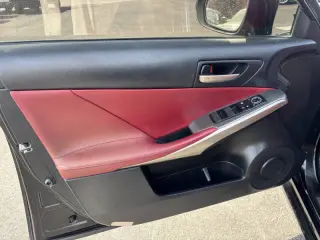 2017 Lexus IS 200t