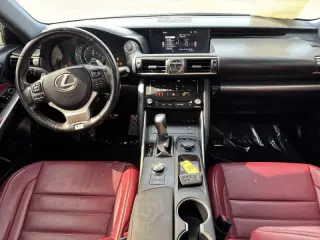 2017 Lexus IS 200t
