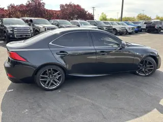 2017 Lexus IS 200t