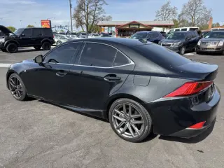 2017 Lexus IS 200t