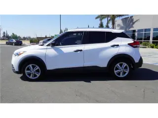 2018 Nissan Kicks S