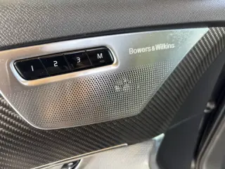 2018 Volvo XC90 T8 eAWD R-Design