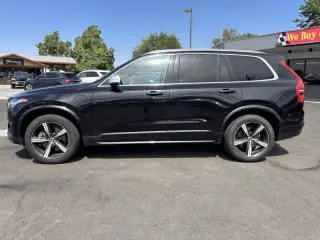 2018 Volvo XC90 T8 eAWD R-Design